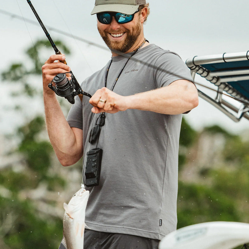 Playera Grundens Off To The Races